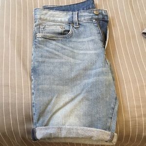 Size 28 waist mens denim shorts